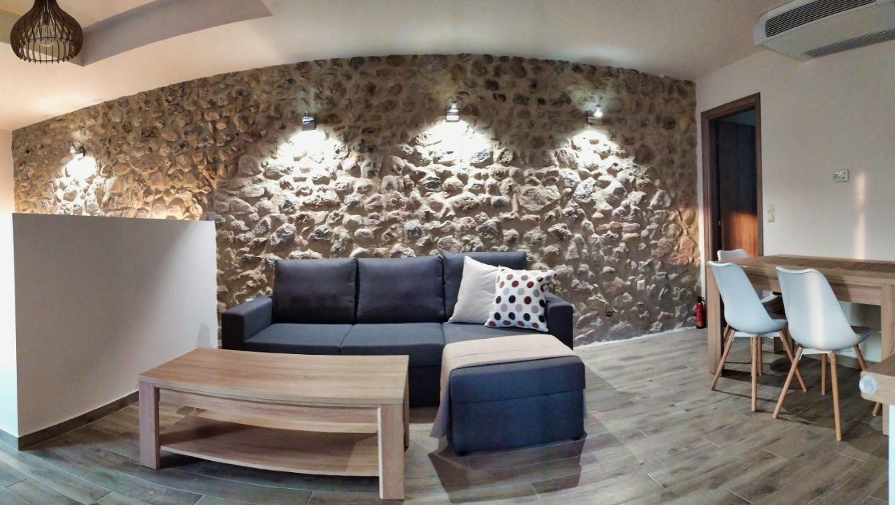 Guesthouse Kastelia Kalambaka Bagian luar foto